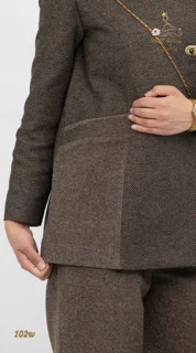 نمای جیب ست کت و شلوار فوتر قهوه‌ای تیره تریسین | Blazer and Trousers Set