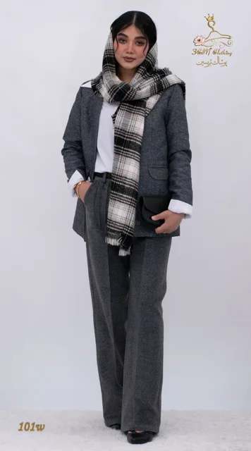 نمای استایل کامل ست کت و شلوار فوتر خاکستری تریسین | Blazer and Trousers Set