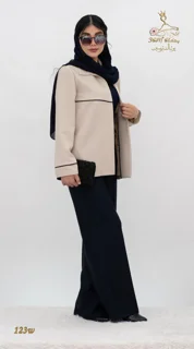 نمای بغل راست ست کت و شلوار لینن ایرانی طوسی تریسین | Blazer and Trousers Set
