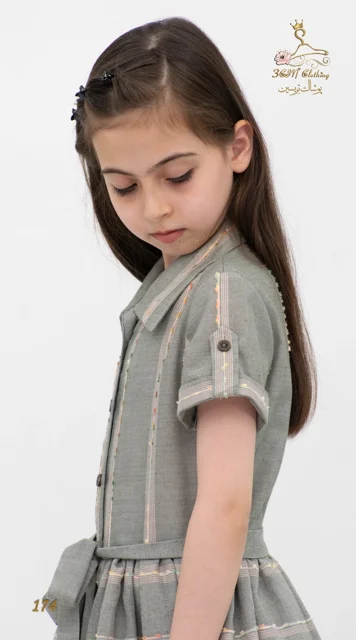 نمای آستین پیراهن روزمره لینن کره‌ای خاکستری غباری تریسین | Casual Dress