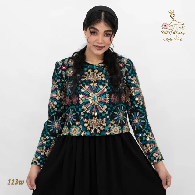 نمای جزئیات ست شومیز سارافون کرپ مازراتی کج‌راه مشکی زغالی تریسین | Blouse and pinafore dress set