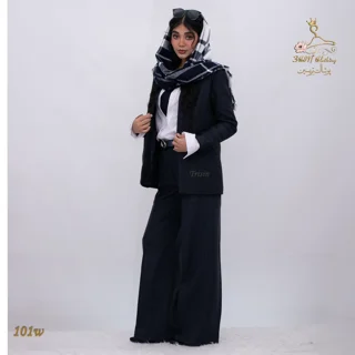 نمای جلو ست کت و شلوار فوتر سورمه‌ای تیره تریسین | Blazer and Trousers Set