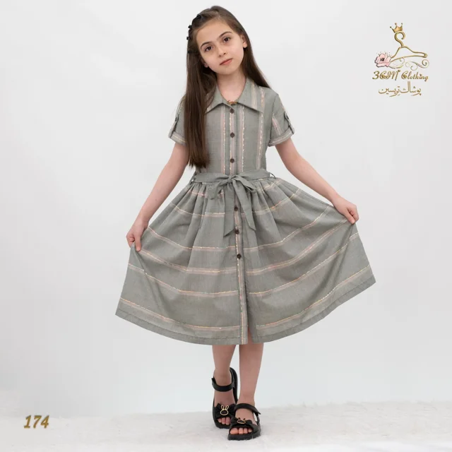 نمای استایل کامل پیراهن روزمره لینن کره‌ای خاکستری غباری تریسین | Casual Dress