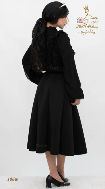 نمای استایل کامل دامن بلند ساندویچی - پفکی مشکی تریسین | Trisin Maxi Skirt Black 3D Spacer
