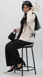 نمای ظاهری استایل‌دار بلوز لینن نازک مشکی تریسین | Trisin Blouse Black Lightweight Linen