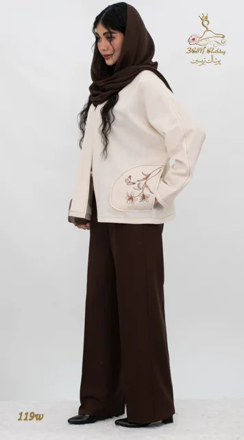 نمای بغل چپ کت زنانه لینن نازک قهوه ای تریسین | Trisin Women Jacket Brown Lightweight Linen